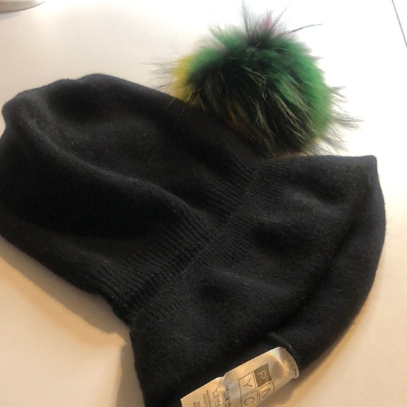 PNYC  NWOT ribbed Beanie with Removable Pom PNYC - Picture 3 of 8
